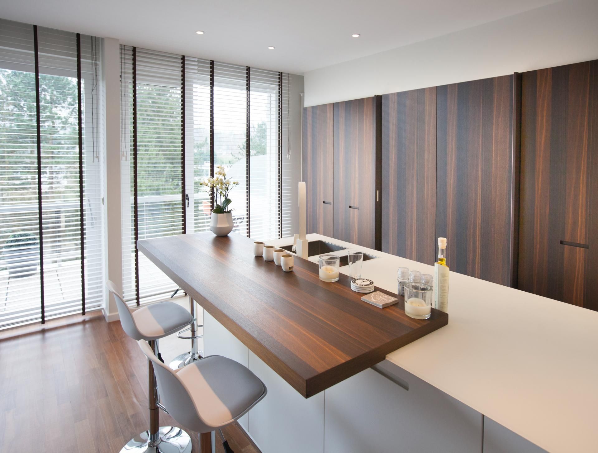 Horizontaal hout horizontaal hout met contrasterende ladderband vekemans